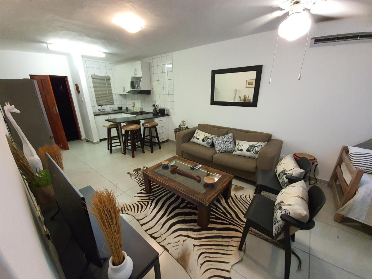 South Seas Safari @ The Bridge Apartments Saint Lucia Estuary Exteriör bild